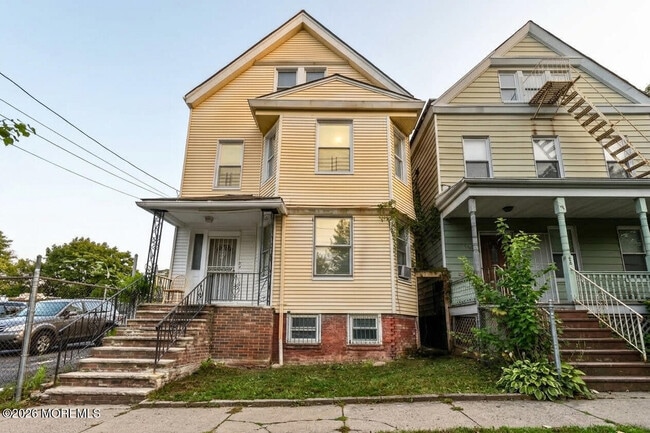 148 Fairmount Ave