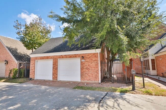 Photo - 7665 Ameswood Rd