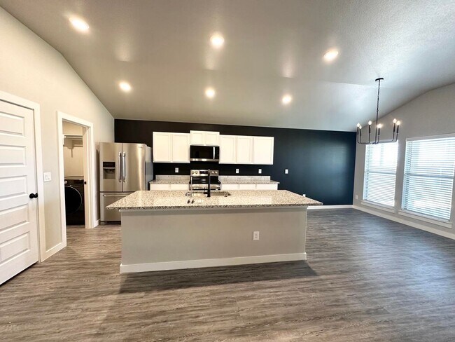 Photo - 5813 Briscoe Rd