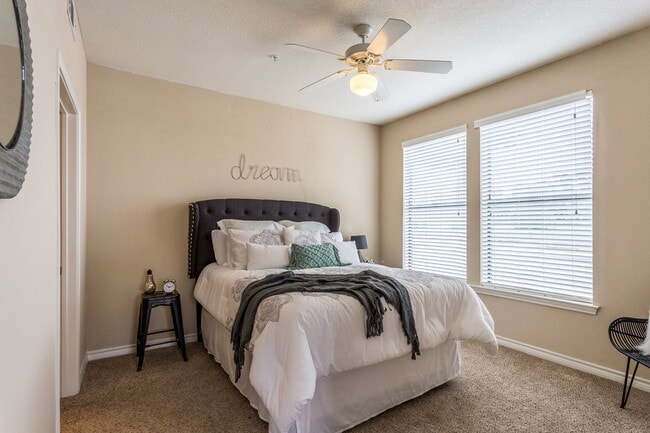 Photo - Fielder Square