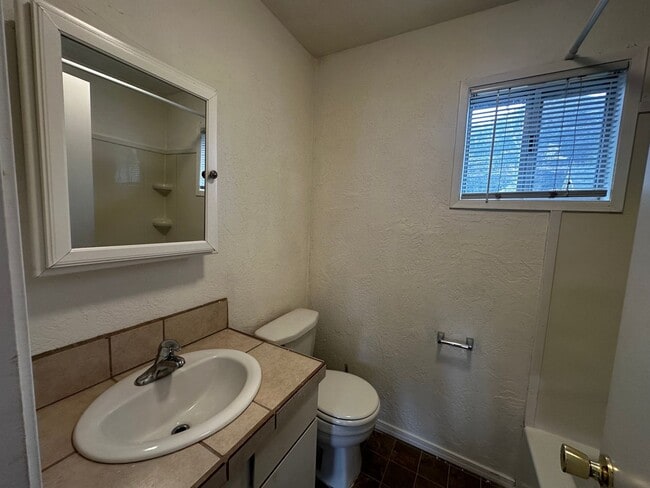 Photo - ROJJ Unidad rojj115