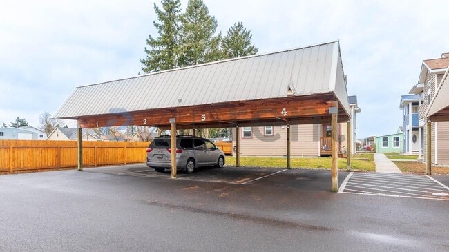 Photo - 7125 N Crestline St