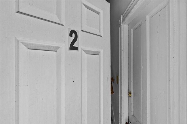 21 Hyde St Unit 2