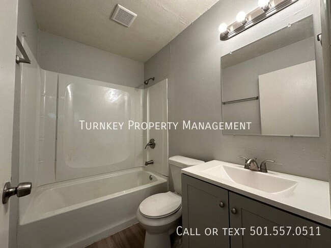 Photo - 3300 Lilac St
