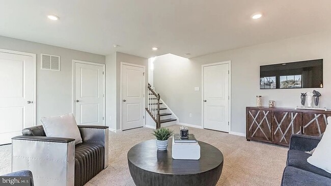 Photo - 48 Autumn Park Dr