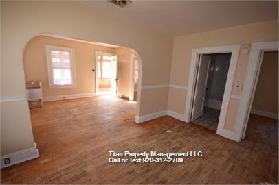 Photo - 145 Douglas St