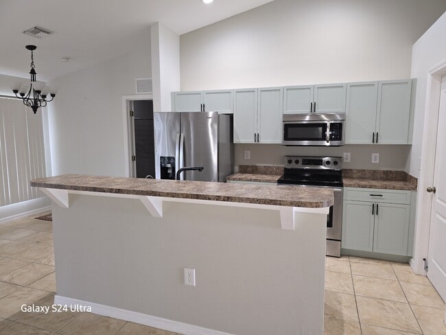 Photo - 2711 Nelson Rd N