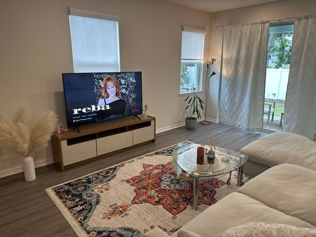 Living Area - 2984 Mearshire Dr