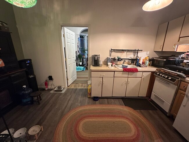 Photo - 103 Front St Unit A