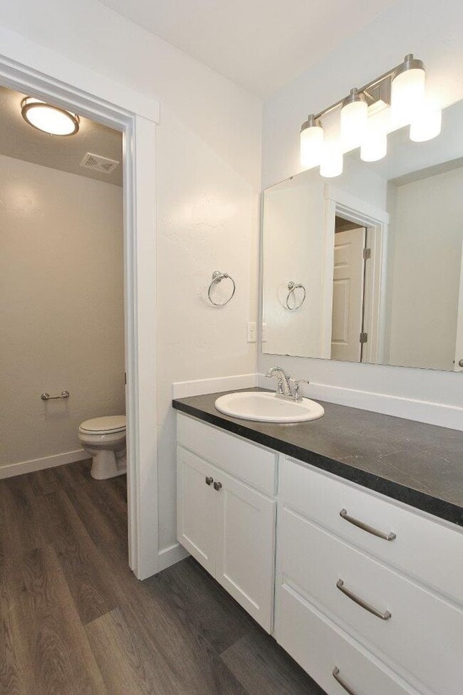 Building Photo - Immaculate & Spacious home in West Meridian