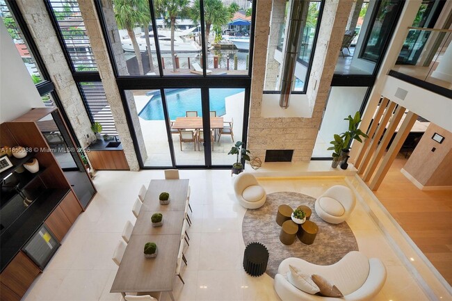 Photo - 3343 NE 166th St