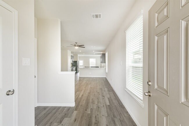 Photo - 2934 Lawrence Pk Ct
