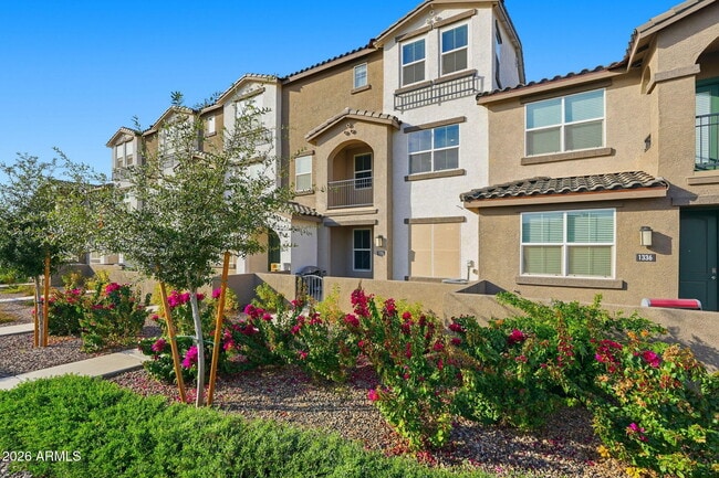 Photo - 1255 N Arizona Ave