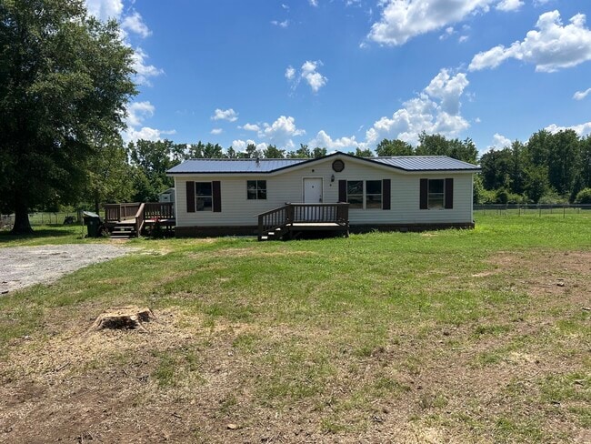Building Photo - 21 Country Dr Rental