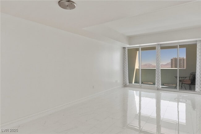 Photo - 2700 S Las Vegas Blvd Condo Unit 3005