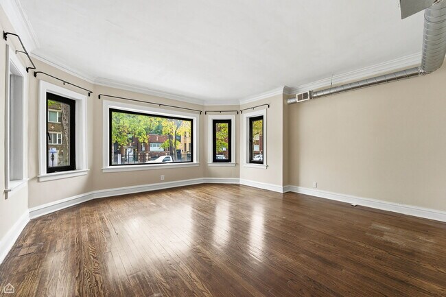 Photo - 7653 S Kingston Ave