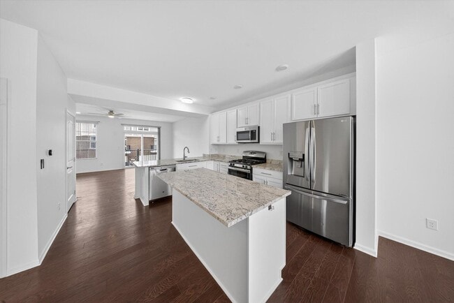 Photo - 49527 Lantern Wy