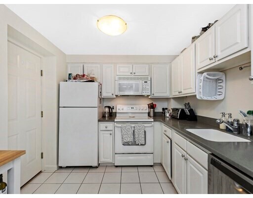 Photo - 329 Harvard St Unit 10