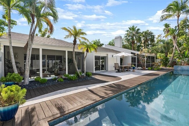 Photo - 1100 Westway Dr