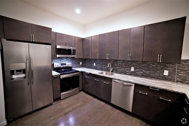 Building Photo - 415 New York Ave Unit 2B Rental
