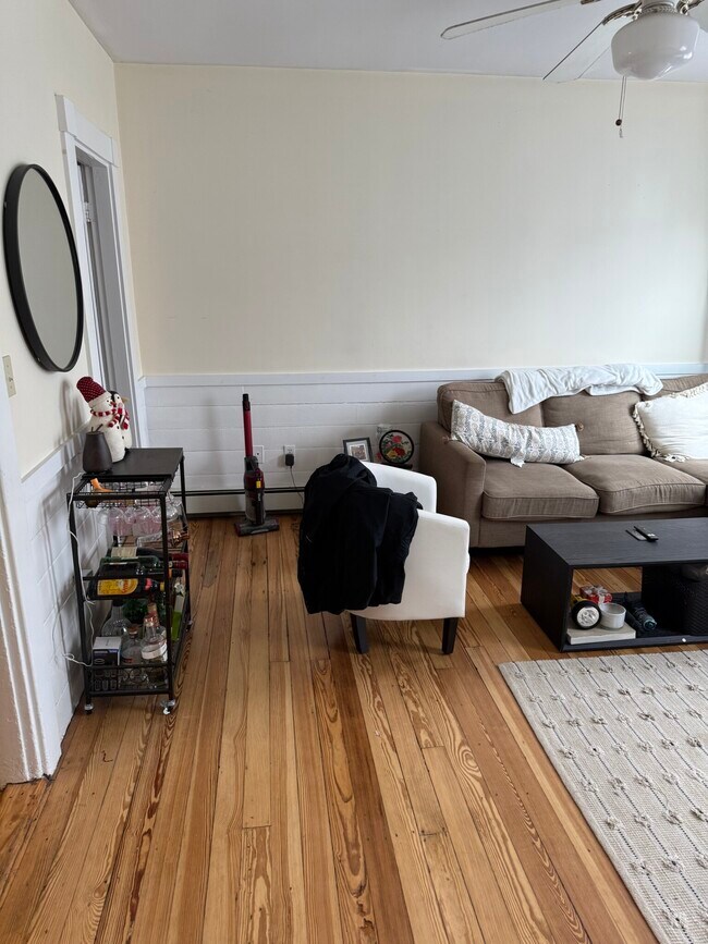 Photo - 72 Gore St Unit 2