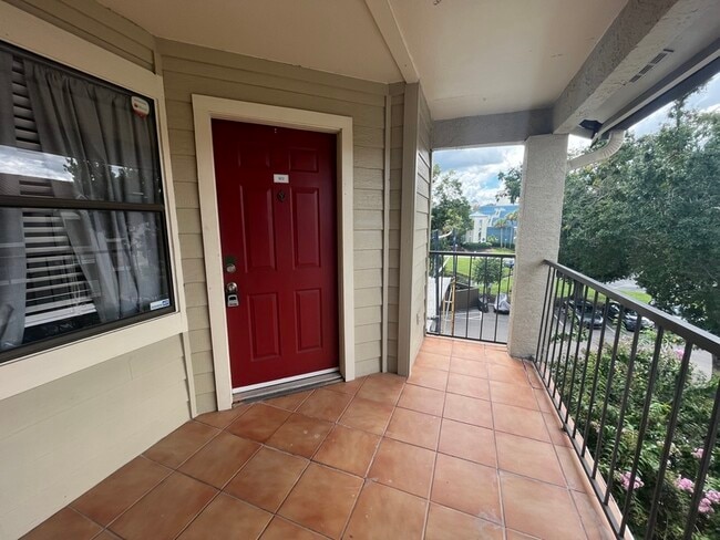 Building Photo - 3008 Parkway Blvd Unit Apt 302