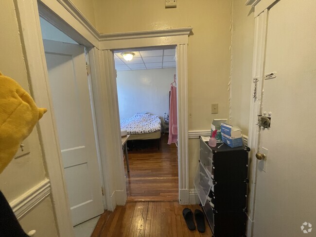 Building Photo - 158 Kelton St Unit 159 kelton street Rental