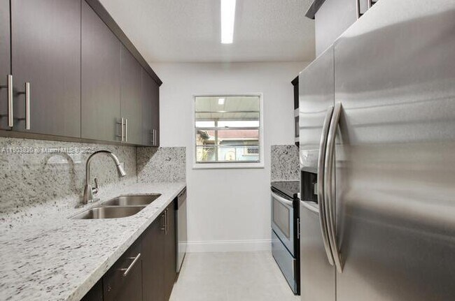 Photo - 7603 Kimberly Blvd