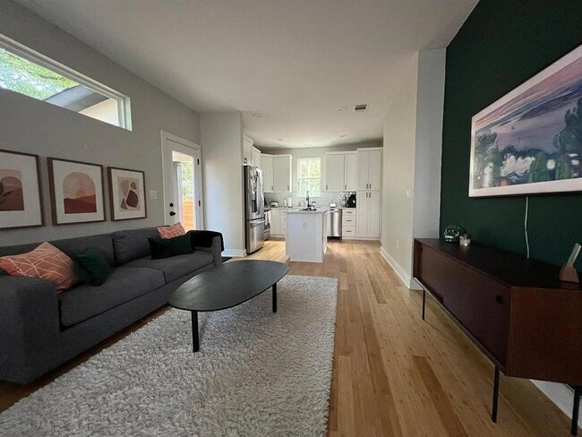 Photo - 5711 Tura Ln