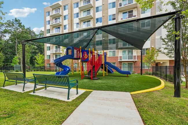 Photo - Resia Willows Apartments