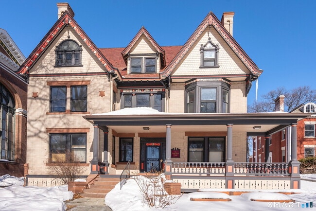 Building Photo - 360 Farmington Ave Unit 9