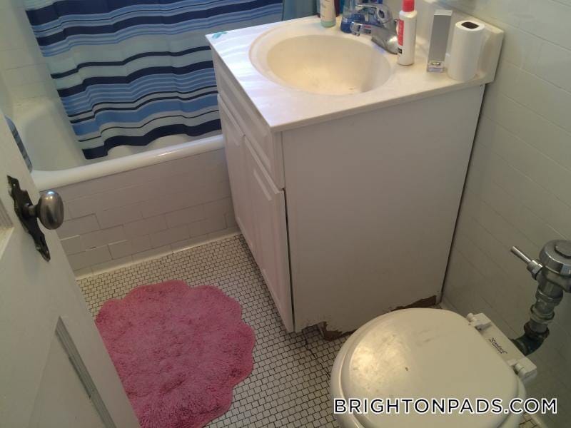 Photo - 5 Lothian Rd Unit 41