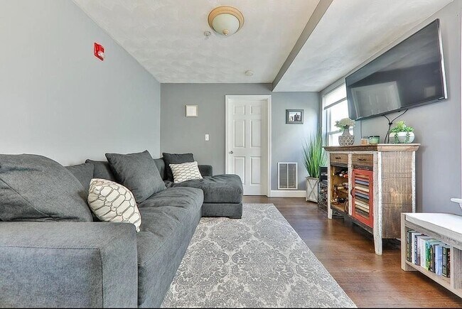 Photo - 12 Mount Pleasant St Unit 1