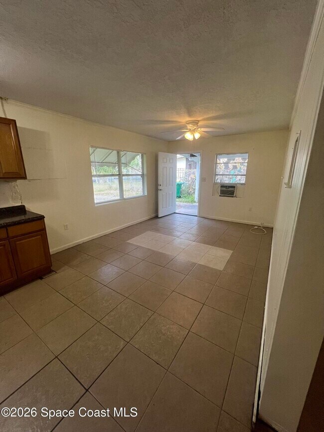 Photo - 358 Palm Ave