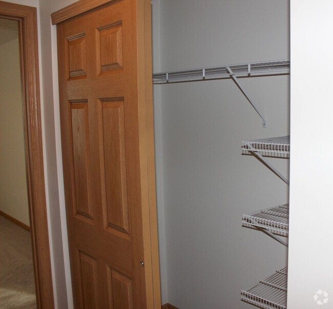 Building Photo - Messler Family Investments LLC DBA Laurel ... Unit 900 Jasmine Ln. Rental