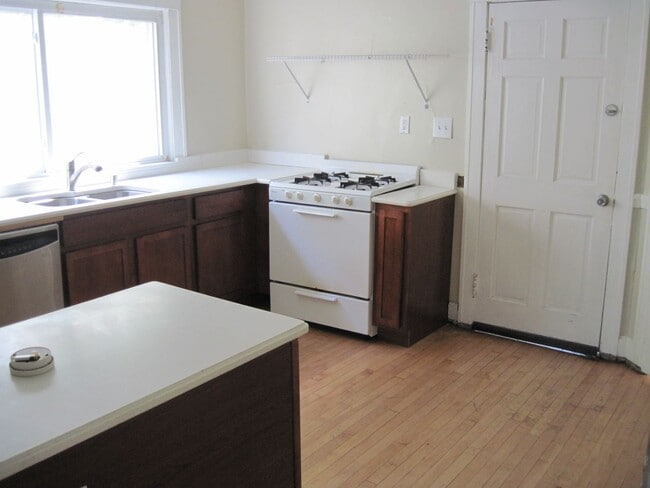 Photo - 2417 N Cramer St Unit Lower