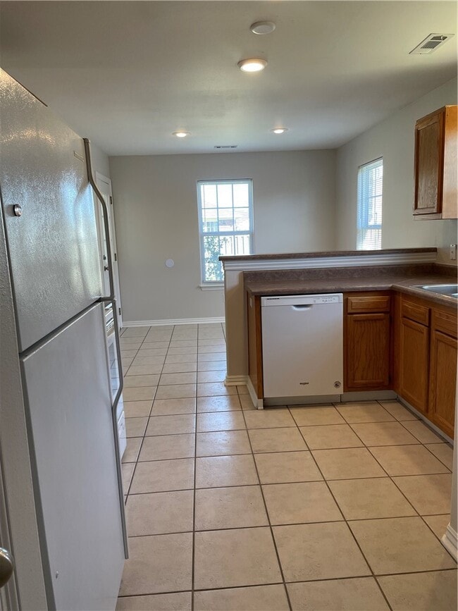 Photo - 3704 SW Moline Ave