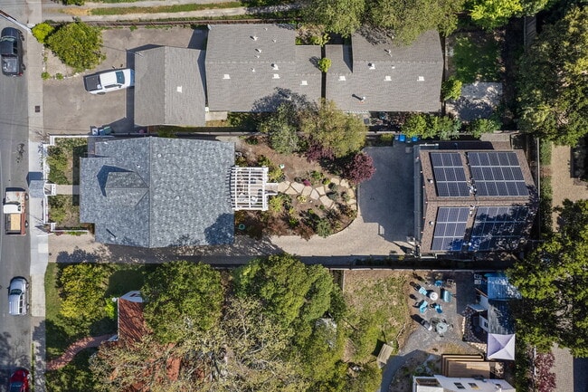 Photo - 406 North St