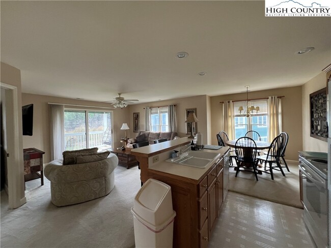 Photo - 155 Birkdale Ct Unit C6-1