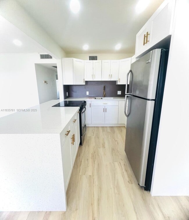 Photo - 13255 SW 9th Ct Unit 405G