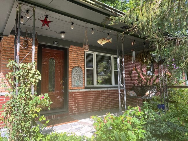 Building Photo - 108 Virginia Ave
