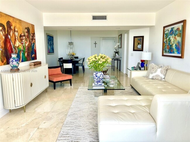 Photo - 21055 Yacht Club Dr Unidad 2710