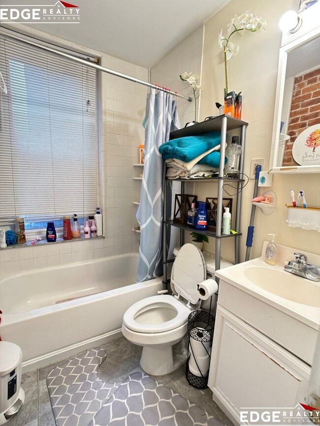 Photo - 1 Linden St Unit 4A