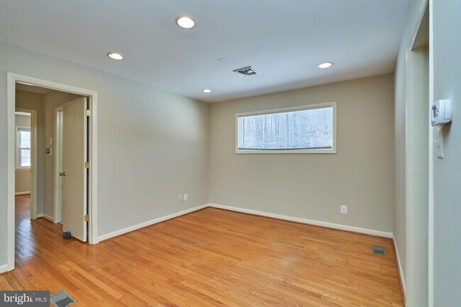 Photo - 500 Springvale Rd