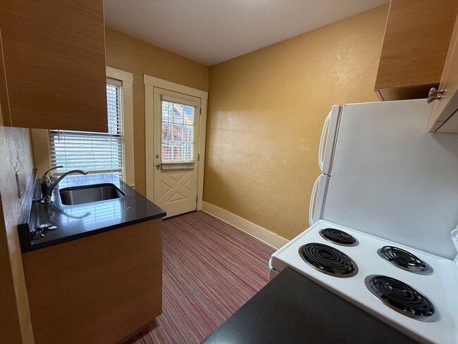 Photo - Historic Downtown Bend 1 Bed/1 Bath - Harriman Street Unidad 6