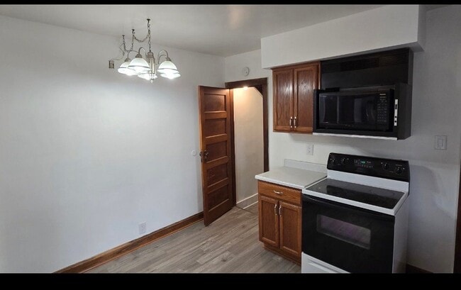 Photo - 825 Negley Ave