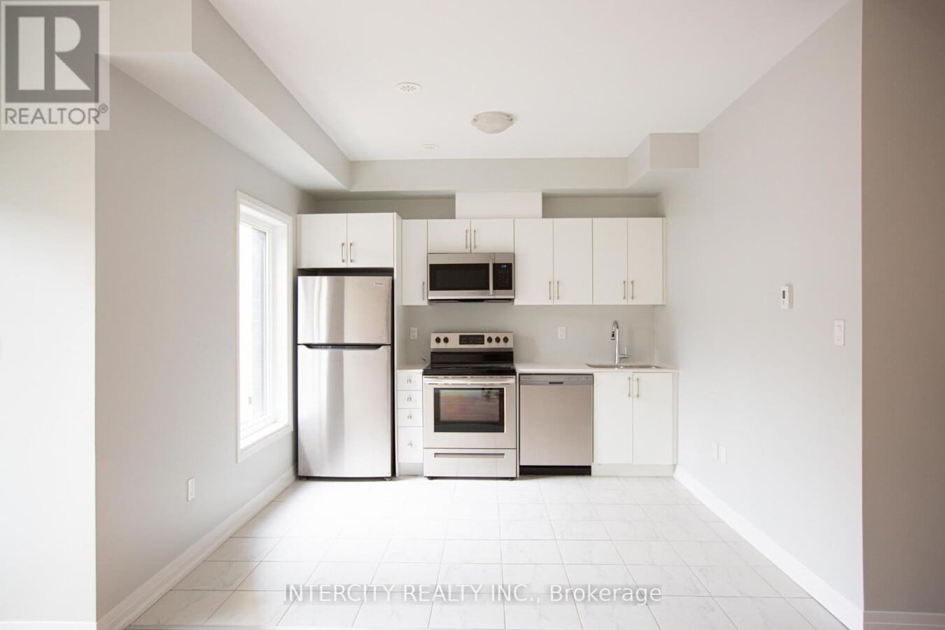 Photo - 1165 Journeyman Ln