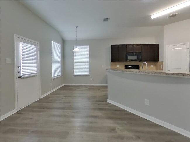 Photo - 12850 Spruce Cir