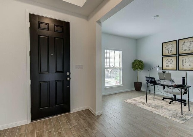 Photo - 4537 Lucabella Ln