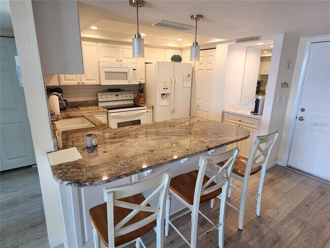 500 Treasure Island Causeway Unidad 211